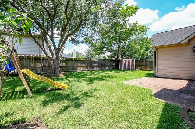 3550 Beacons View, Friendswood, TX 77546