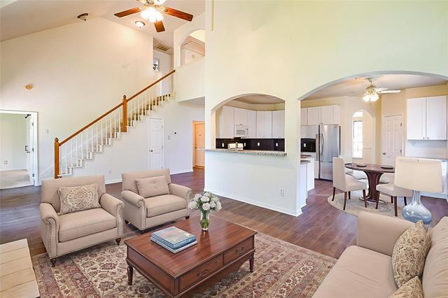 3550 Beacons View, Friendswood, TX 77546