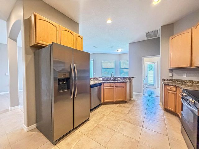 1751 SOUTHERN OAK LOOP, Minneola, FL 34715