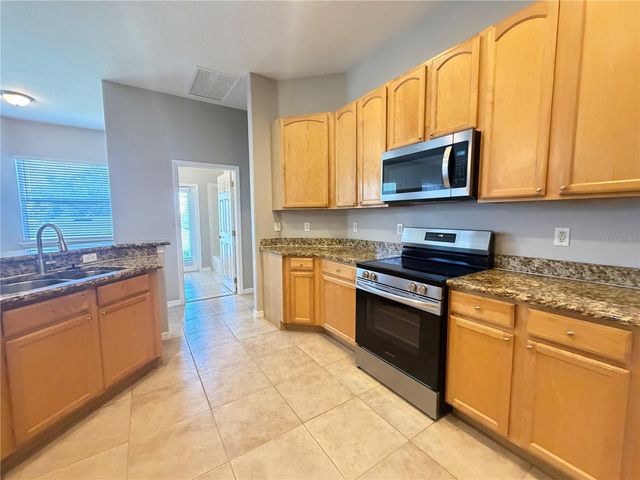 1751 SOUTHERN OAK LOOP, Minneola, FL 34715