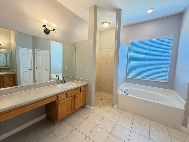 1751 SOUTHERN OAK LOOP, Minneola, FL 34715