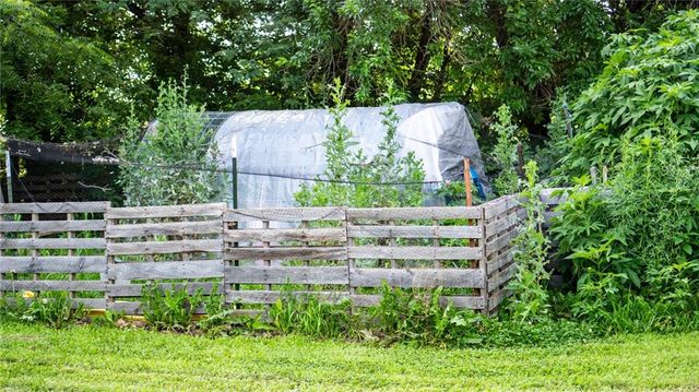 25309 E 317th Terrace, Harrisonville, MO 64701