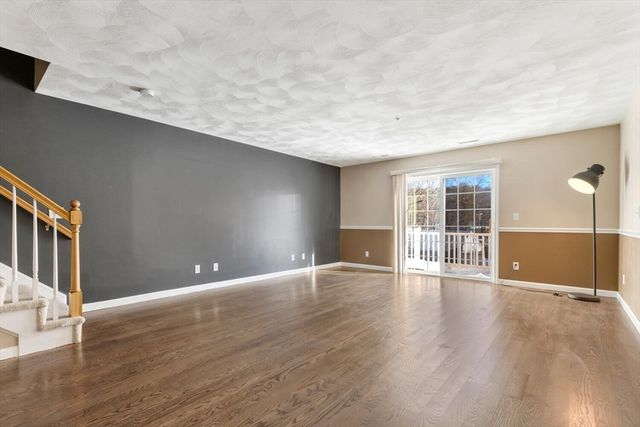 18 Dale Street 9 D, Andover, MA 01810