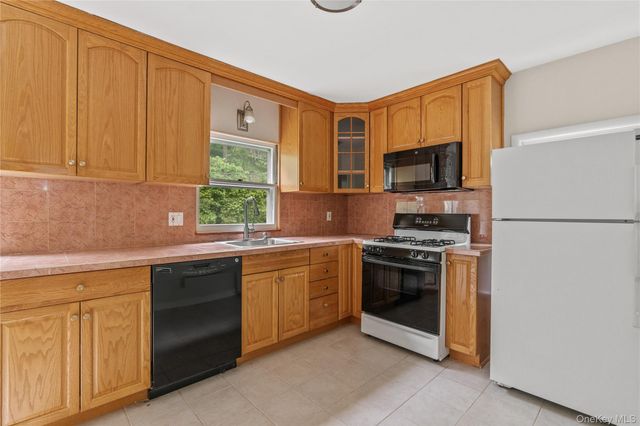 102 Broadway, Dobbs Ferry, NY 10522