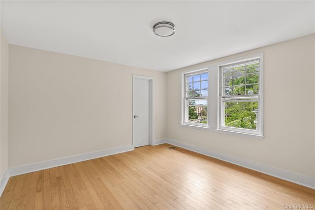 102 Broadway, Dobbs Ferry, NY 10522