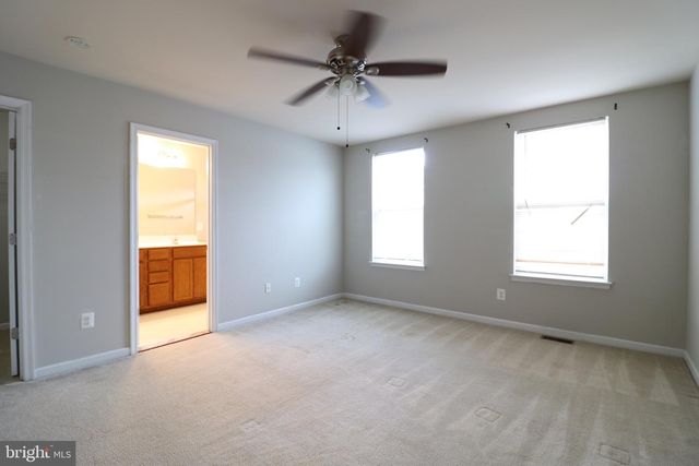 25585 FELTRE TER, Chantilly, VA 20152