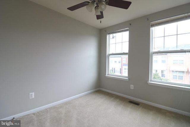 25585 FELTRE TER, Chantilly, VA 20152