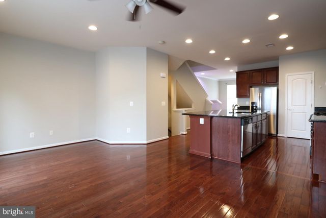 25585 FELTRE TER, Chantilly, VA 20152