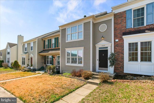 13006 HUNTERBROOK DR, Woodbridge, VA 22192