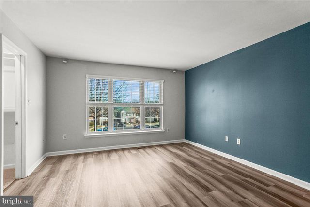 13006 HUNTERBROOK DR, Woodbridge, VA 22192