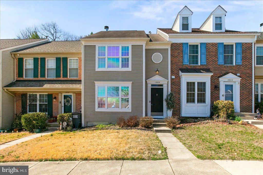 13006 HUNTERBROOK DR, Woodbridge, VA 22192