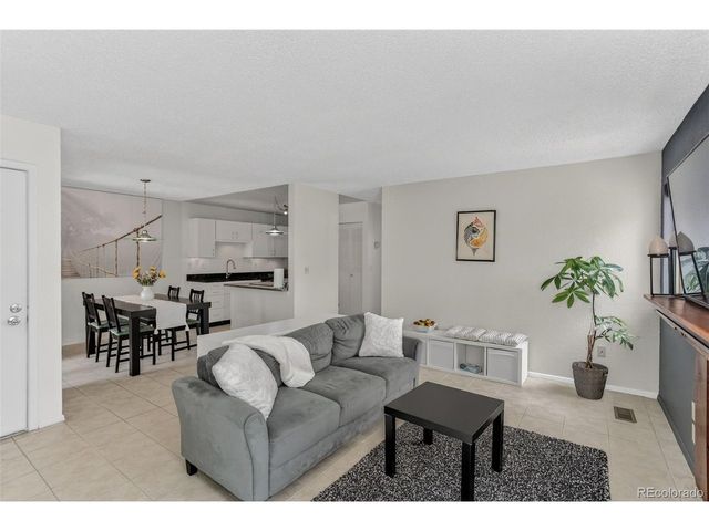 1045 Delta Dr B, Lafayette, CO 80026