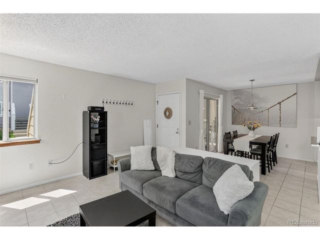 1045 Delta Dr B, Lafayette, CO 80026