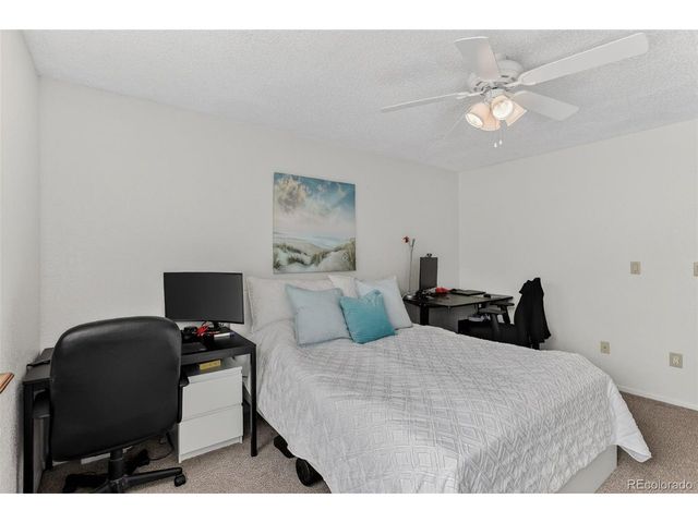 1045 Delta Dr B, Lafayette, CO 80026