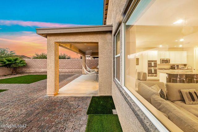 10185 S Alessi Peak Place, Vail, AZ 85641