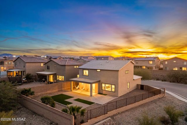 10185 S Alessi Peak Place, Vail, AZ 85641