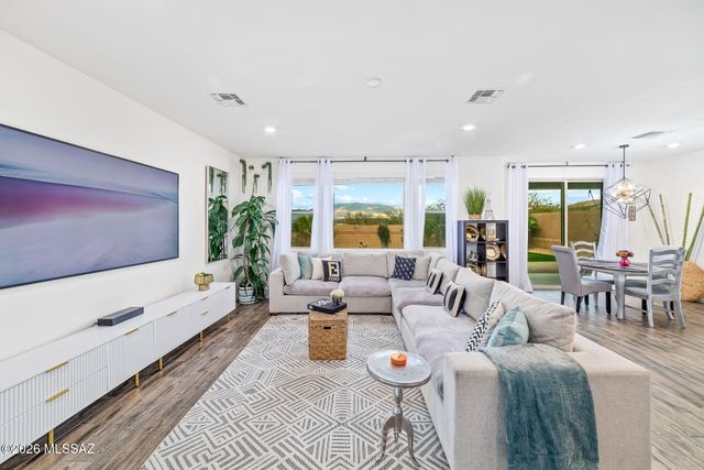 10185 S Alessi Peak Place, Vail, AZ 85641