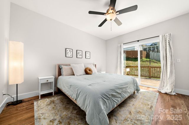 224 Oak Meadow Lane, Asheville, NC 28804