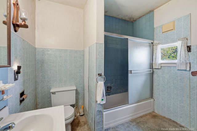 533 Fulton Street, Grand Haven City, MI 49417