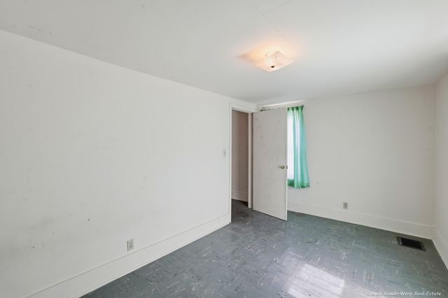 533 Fulton Street, Grand Haven City, MI 49417