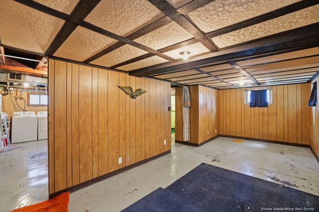 533 Fulton Street, Grand Haven City, MI 49417