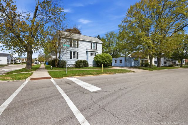 533 Fulton Street, Grand Haven City, MI 49417