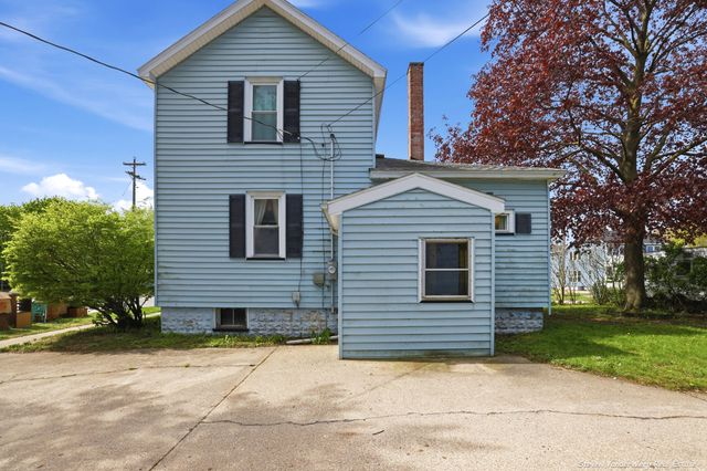 533 Fulton Street, Grand Haven City, MI 49417