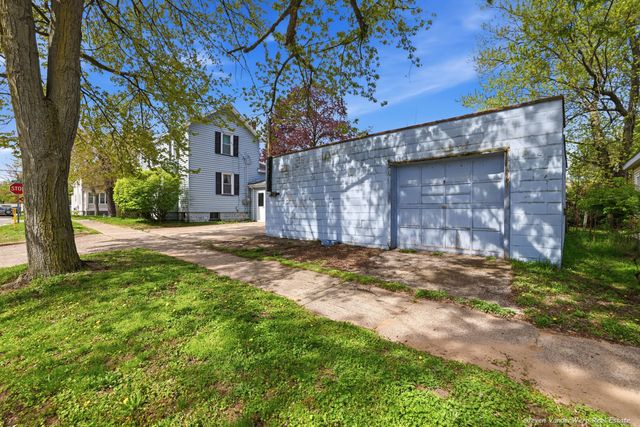 533 Fulton Street, Grand Haven City, MI 49417