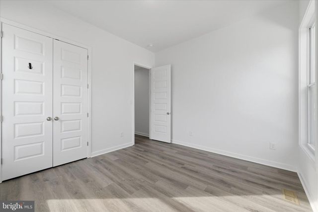 16 CILANTRO LN, Bunker Hill, WV 25413