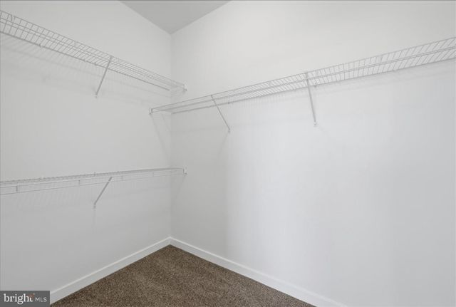 16 CILANTRO LN, Bunker Hill, WV 25413