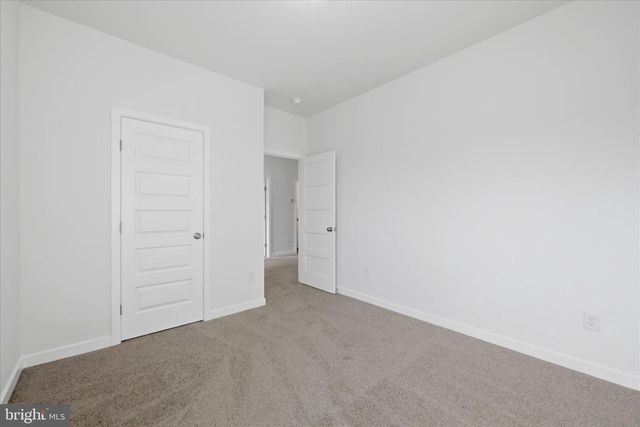 16 CILANTRO LN, Bunker Hill, WV 25413