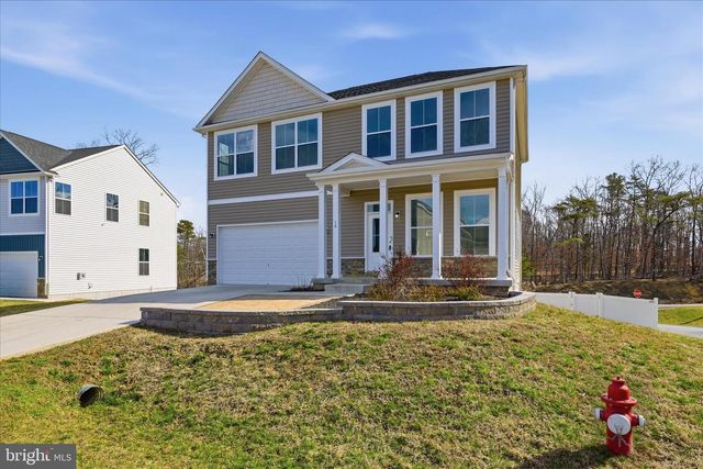 16 CILANTRO LN, Bunker Hill, WV 25413