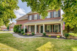 300 Yellowstone Lane, Lenoir City, TN 37771