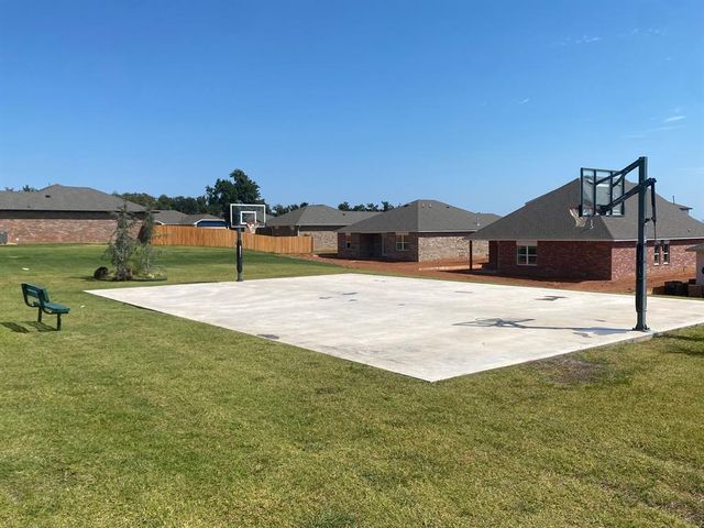 12421 Aldrin Way, Oklahoma City, OK 73013