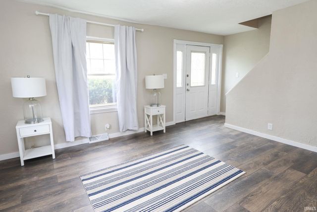 1758 Obrien Street, South Bend, IN 46628