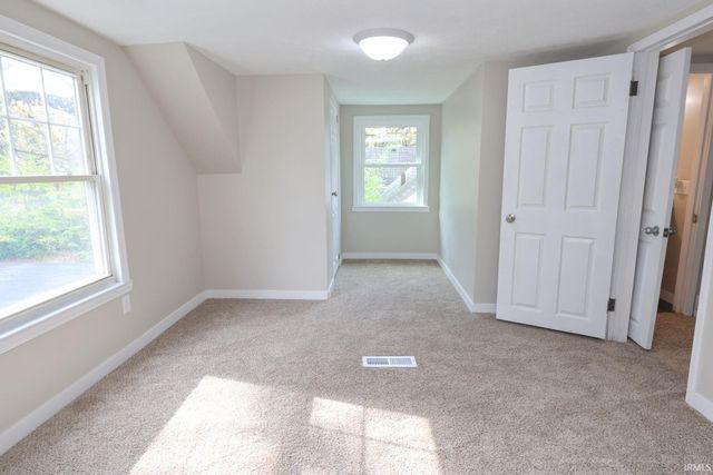 1758 Obrien Street, South Bend, IN 46628