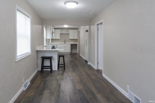 1758 Obrien Street, South Bend, IN 46628