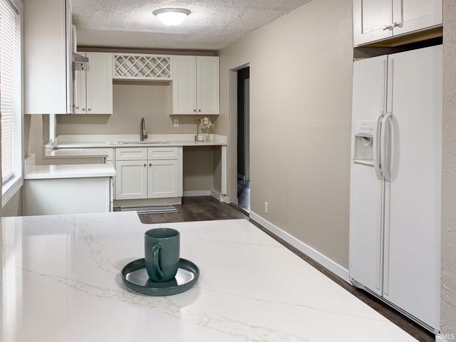 1758 Obrien Street, South Bend, IN 46628