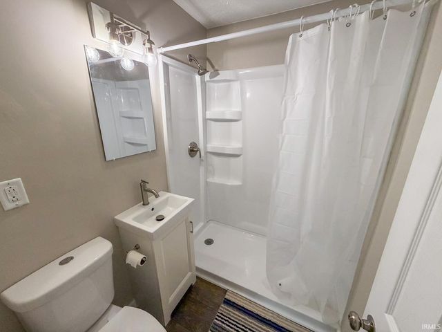 1758 Obrien Street, South Bend, IN 46628