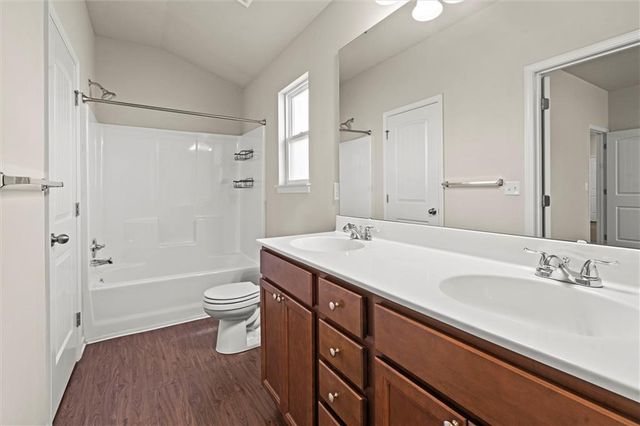 31940 W 172nd Street, Gardner, KS 66030