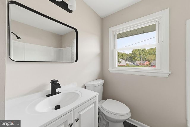 20 DONNA DR, Pedricktown, NJ 08067