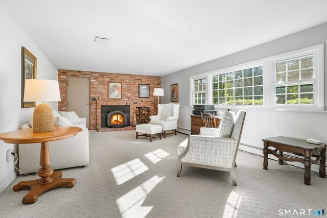 208 Thornridge Drive, Stamford, CT 06903