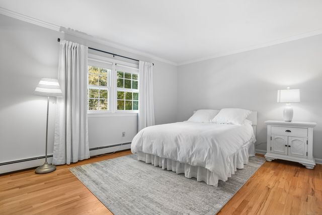 208 Thornridge Drive, Stamford, CT 06903