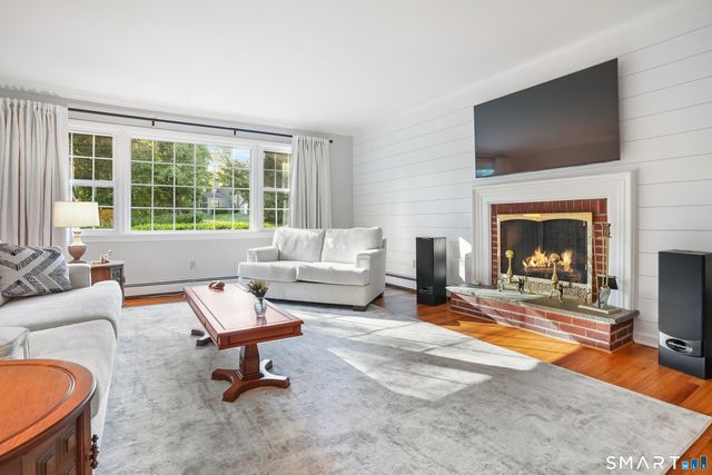 208 Thornridge Drive, Stamford, CT 06903