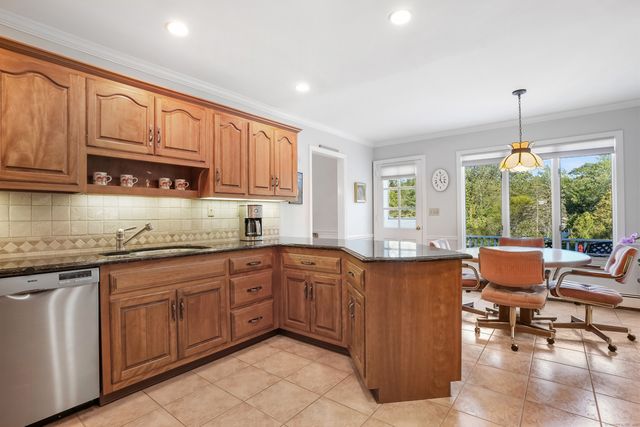 208 Thornridge Drive, Stamford, CT 06903