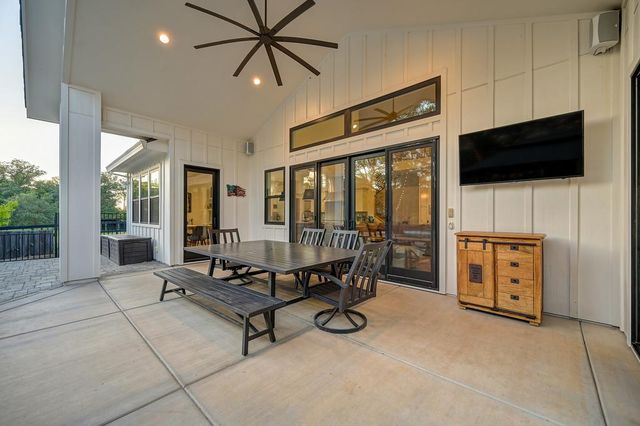 2201 Deer Valley Rd, Rescue, CA 95672