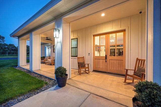 2201 Deer Valley Rd, Rescue, CA 95672
