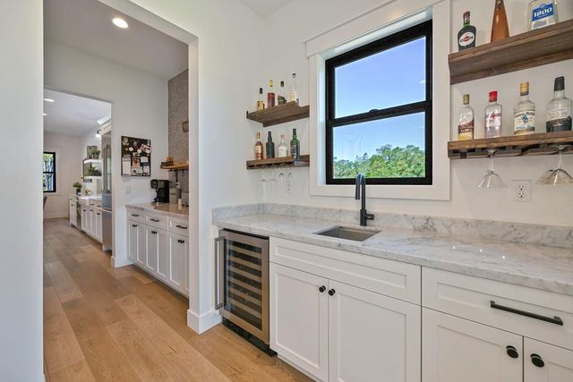 2201 Deer Valley Rd, Rescue, CA 95672