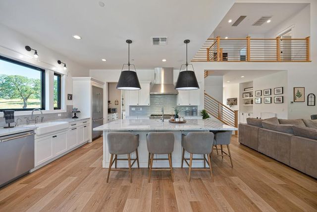 2201 Deer Valley Rd, Rescue, CA 95672