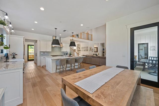 2201 Deer Valley Rd, Rescue, CA 95672